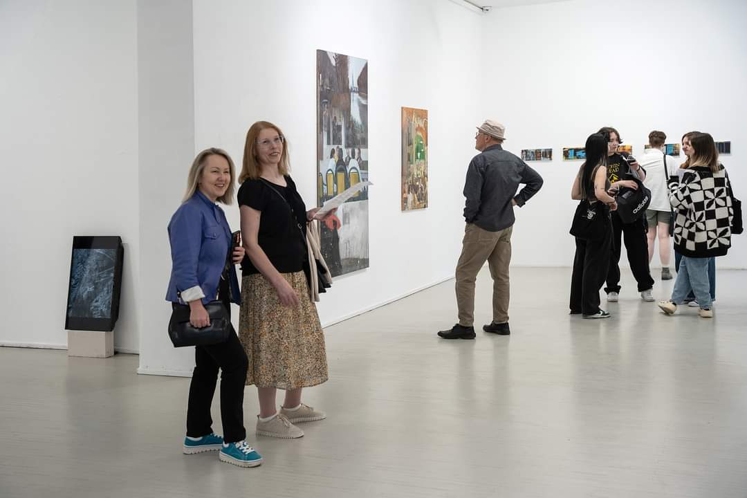 05_FB_IMG_1715250235247